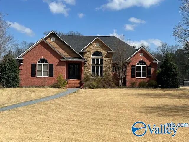 752 12th Way, Arab, AL 35016 - #1