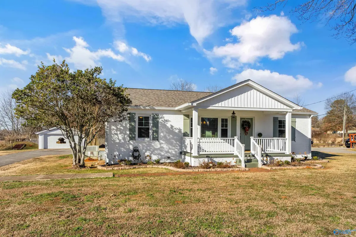 7424 Wall Triana Hwy, Madison, AL 35757 - #1