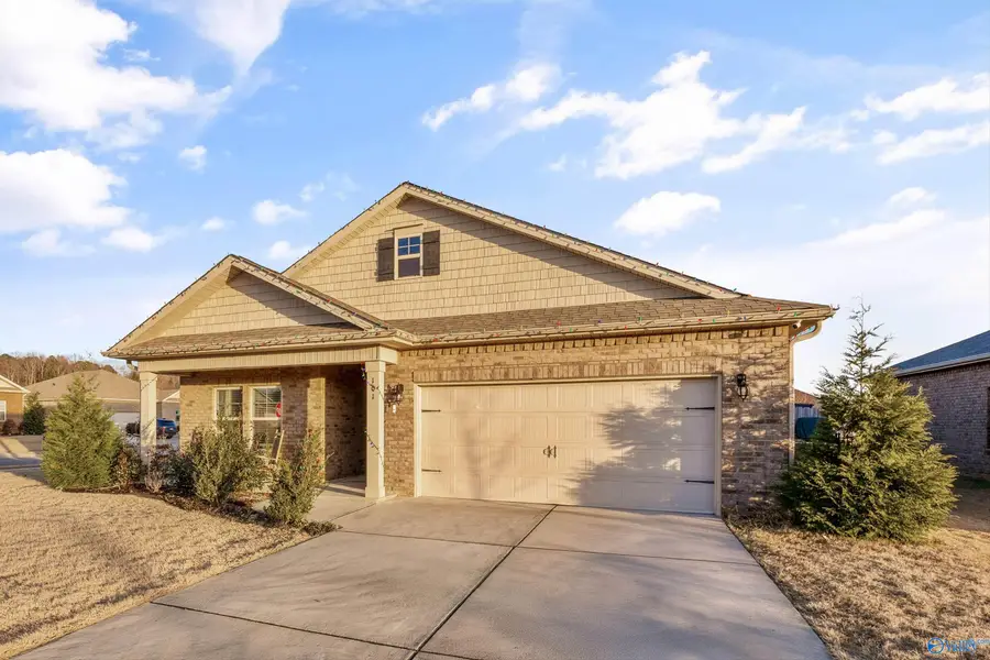 101 Dockview Circle, Meridianville, AL 35759 - #2