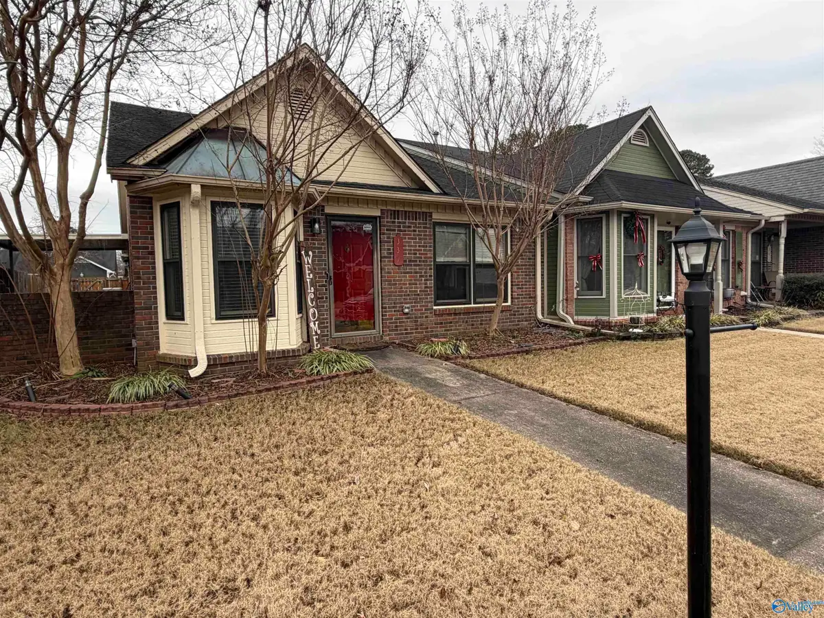 337 Autumn Lane Sw, Decatur, AL 35601 - Image #1