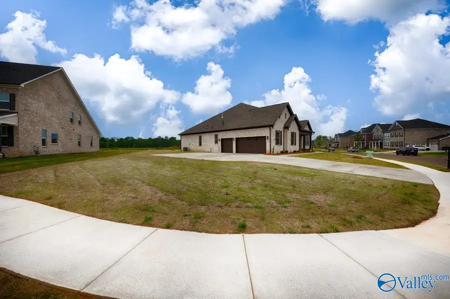 8060 Tupelo Gum Trace, Huntsville, AL 35802 - Image #2