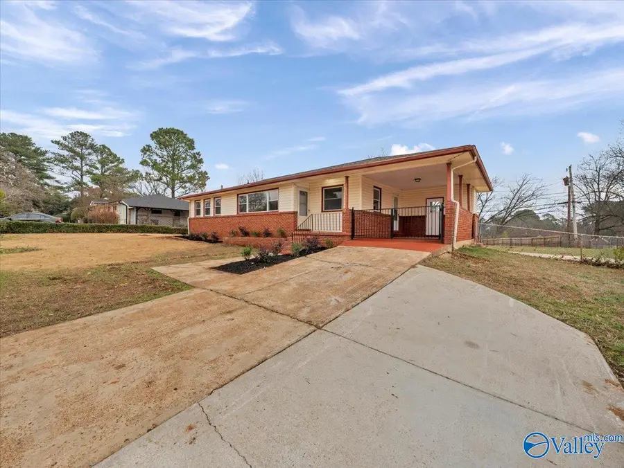 2020 Morningside Drive Nw, Huntsville, AL 35810 - Image #2