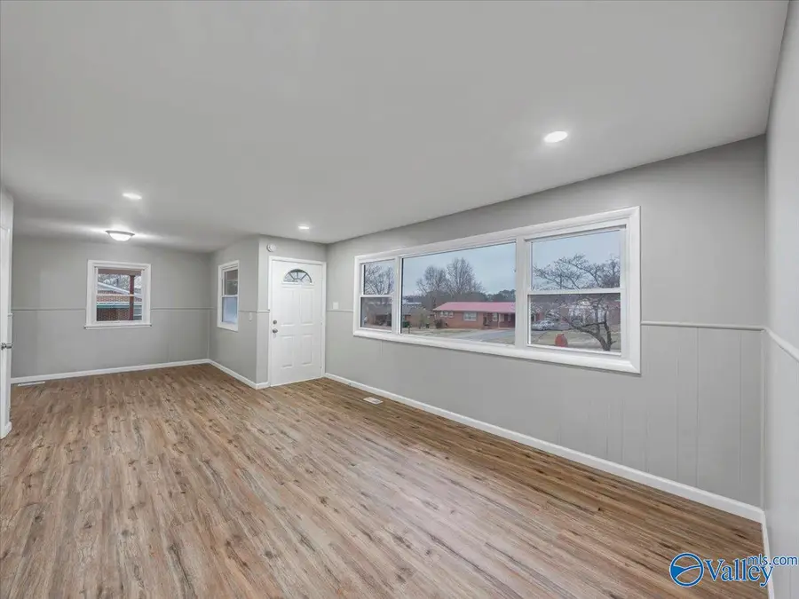 2020 Morningside Drive Nw, Huntsville, AL 35810 - Image #3