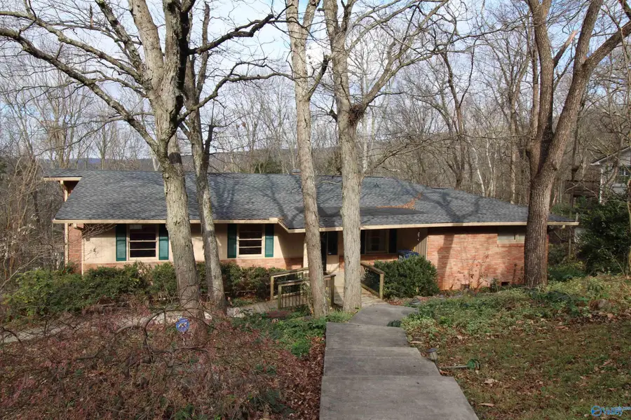 1707 Mountainbrook Drive Se, Huntsville, AL 35801 - Image #3