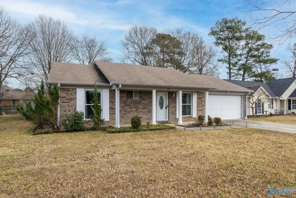 1807 E Brownston Court, Decatur, AL 35603 - Image #1