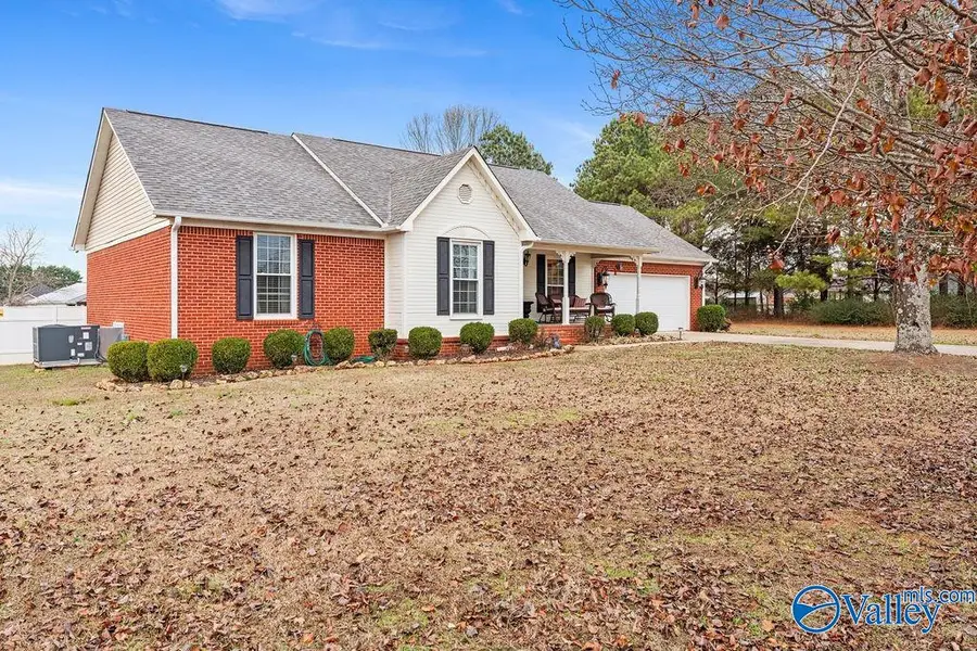208 Rindon Lane, Hazel Green, AL 35750 - Image #2