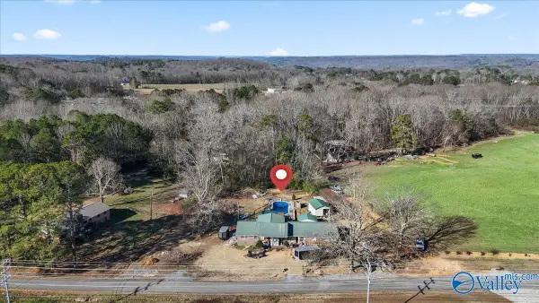 611 Clover Road, Union Grove, AL 35175