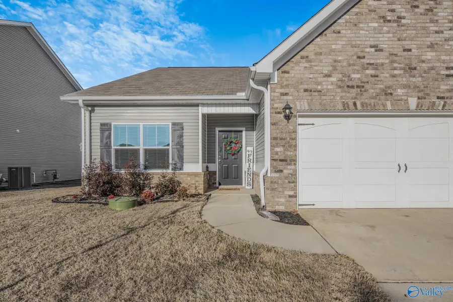 125 Story Ray Drive, New Market, AL 35761 - Image #3