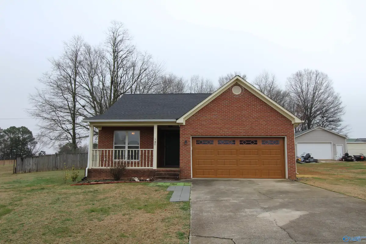 107 Carnegie Loop, Meridianville, AL 35759 - Image #1