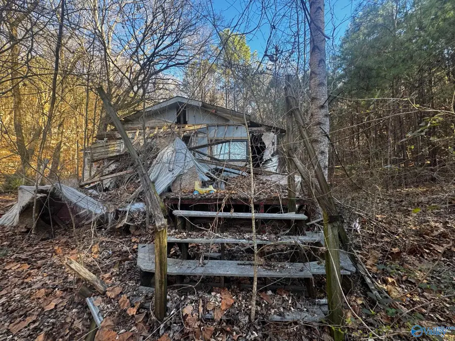 1057 Convict Camp Road, Guntersville, AL 35976 - Image #2