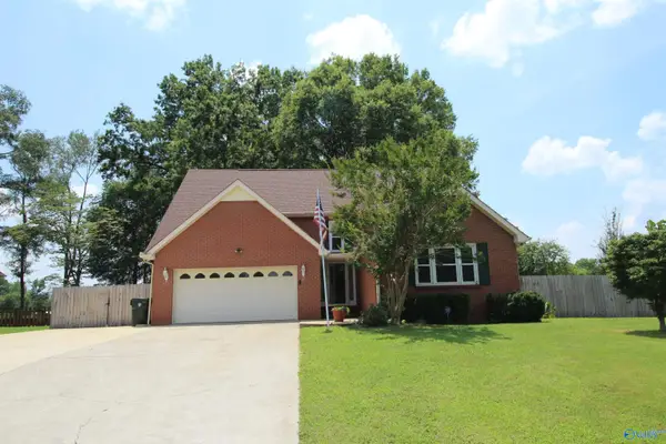 153 Hazelwood Drive, Hazel Green, AL 35750