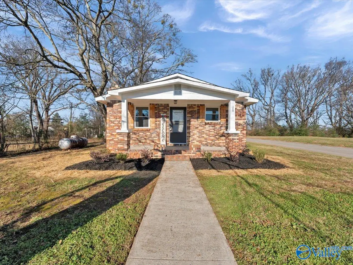 749 NW Sykes Street, Decatur, AL 35601 - Image #1