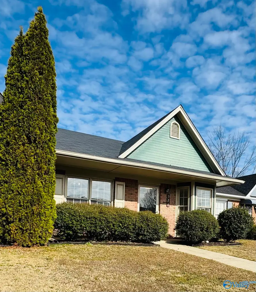 328 Shadow Pointe Drive Sw, Decatur, AL 35601 - Image #2