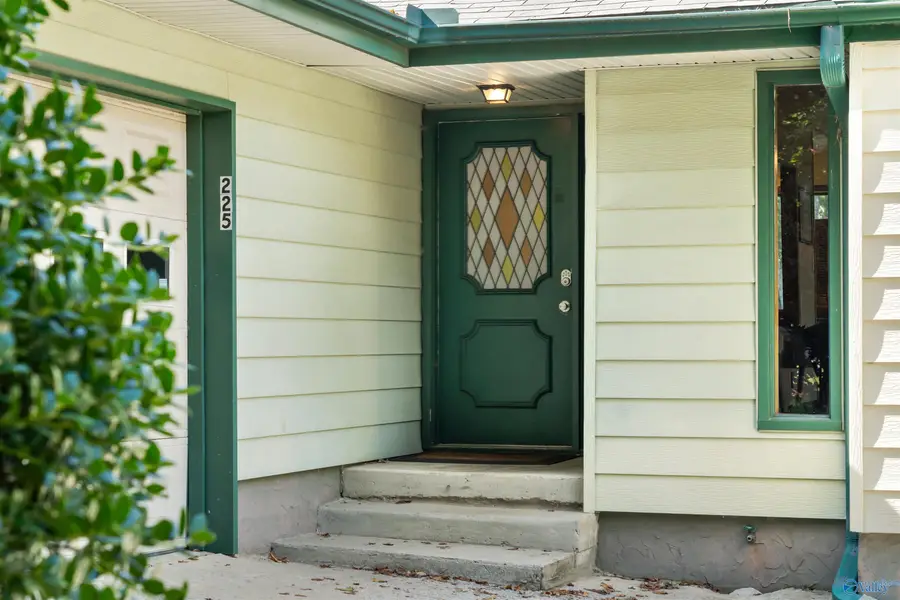 225 Eastview Drive, Madison, AL 35758 - Image #3