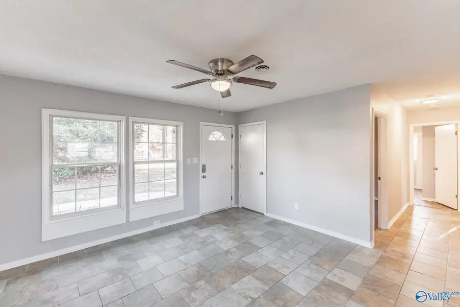 3807 Melody Road Ne, Huntsville, AL 35811 - Image #3