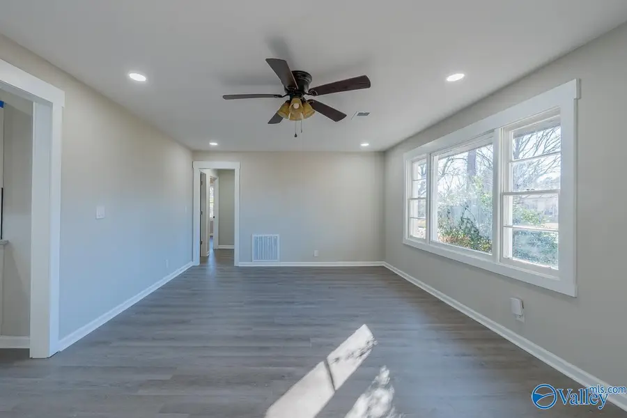 3701 Broadmor Road Nw, Huntsville, AL 35810 - Image #2