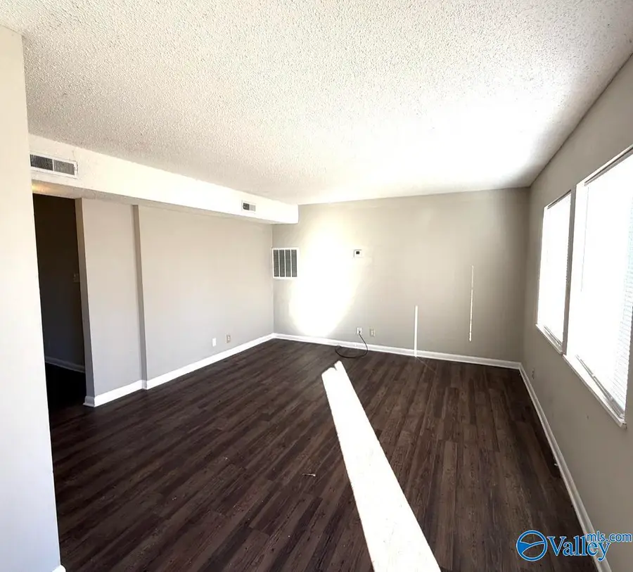 3408 Glen Park Drive Nw, Huntsville, AL 35810 - Image #2