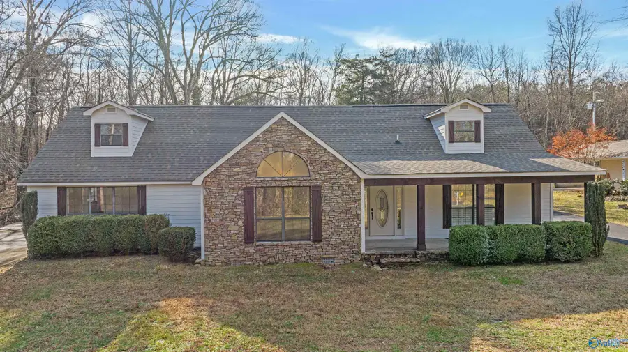1508 Skyline Avenue E, Fort Payne, AL 35967 - Image #2
