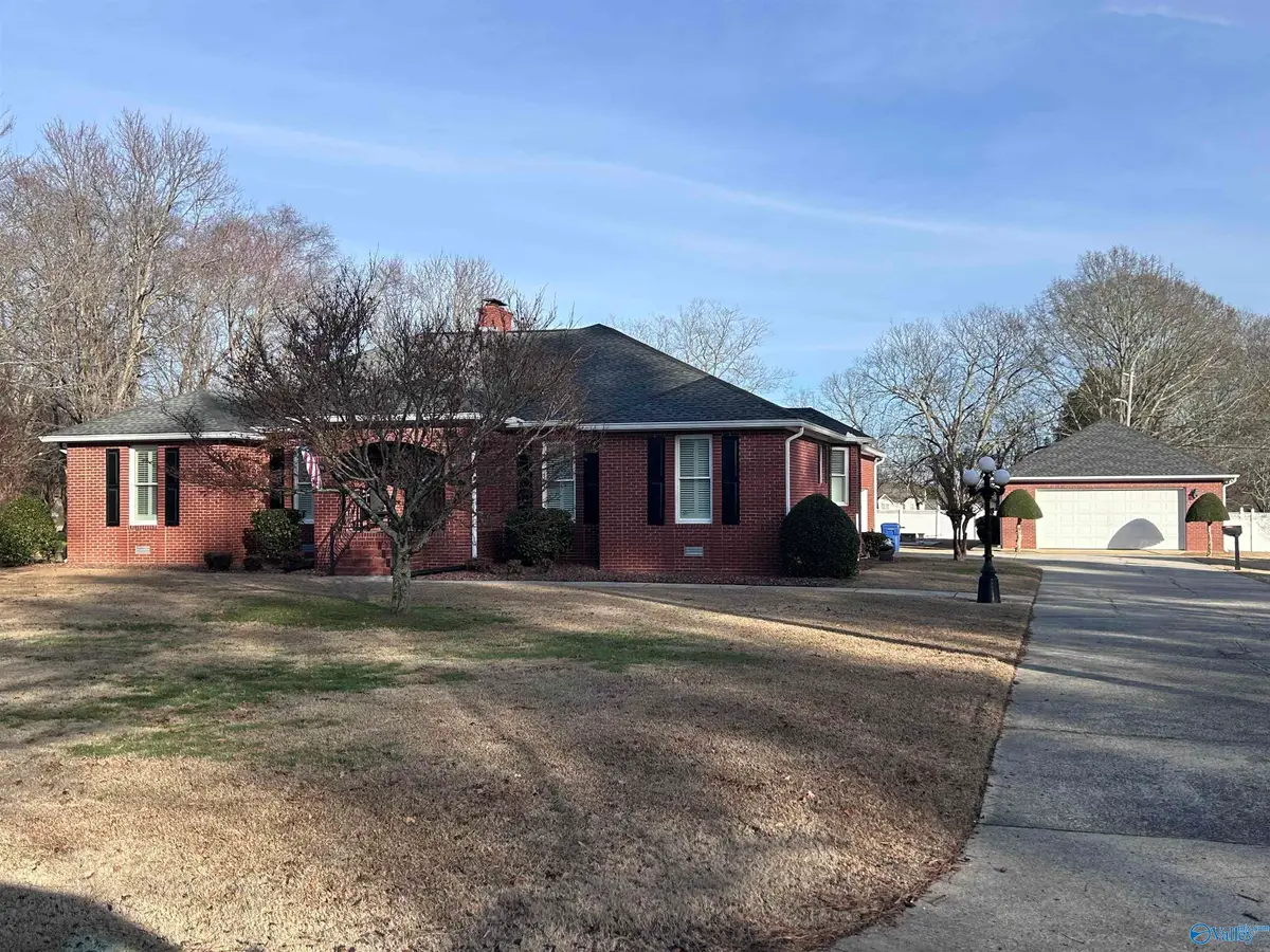 104 Country Club Road, Albertville, AL 35951 - Image #1