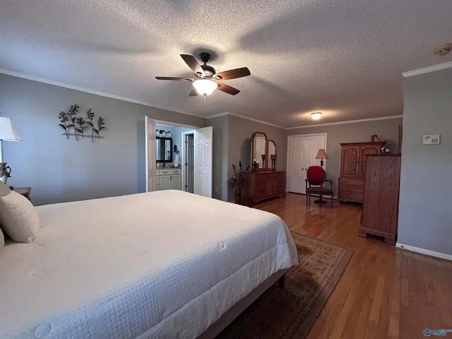 104 Country Club Road, Albertville, AL 35951 - Image #3