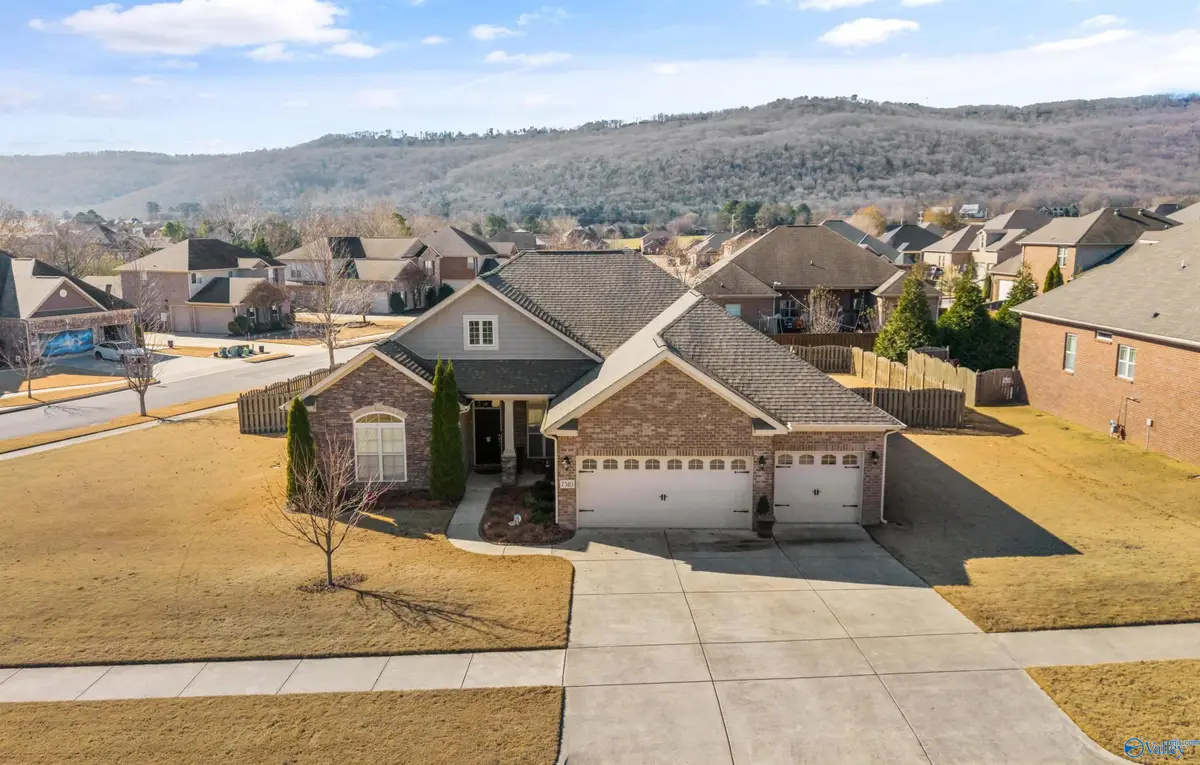 7510 Woodtrail, Owens Cross Roads, AL 35763 - Image #1