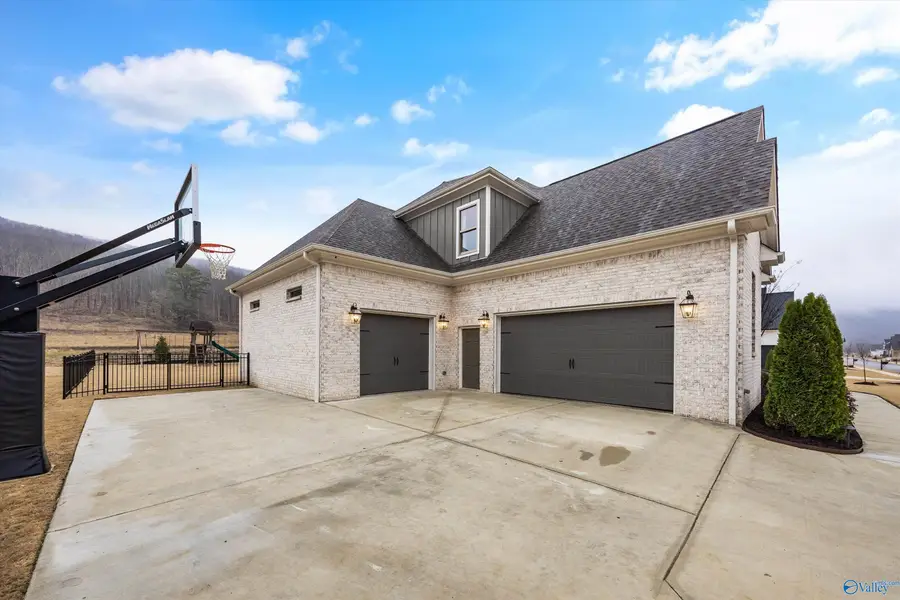 7 Blue Meadow Way Se, Gurley, AL 35748 - Image #2