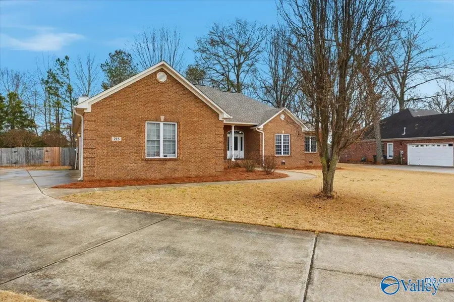215 Slater Court, Huntsville, AL 35811 - Image #2