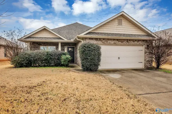 135 Pembridge Lane, Madison, AL 35756