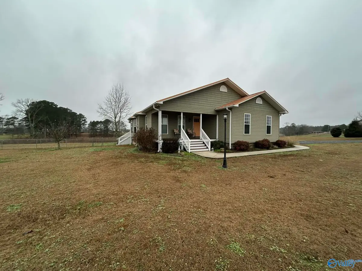 1180 County Road 617, Hanceville, AL 35077 - Image #1