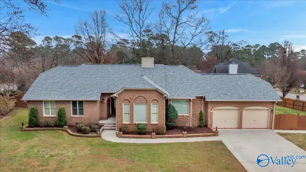 1700 Graywood Court Nw, Huntsville, AL 35806