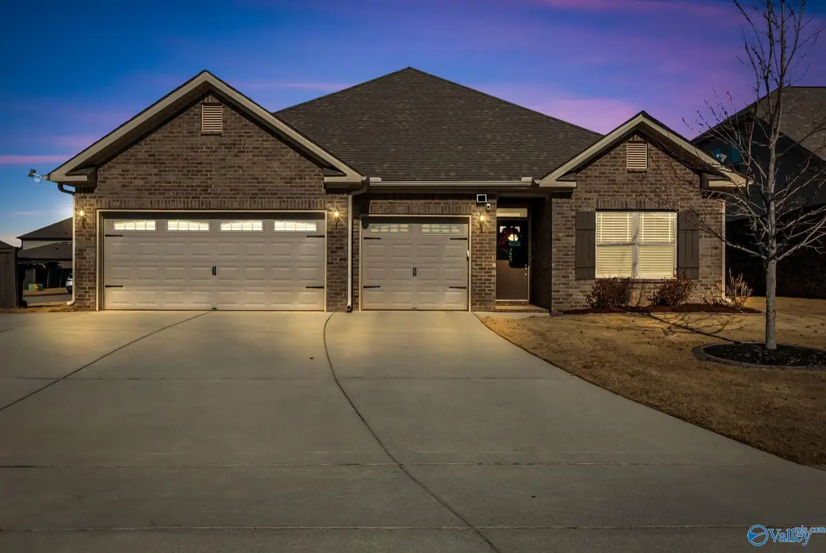 223 Iron Circle, Meridianville, AL 35759 - Image #1