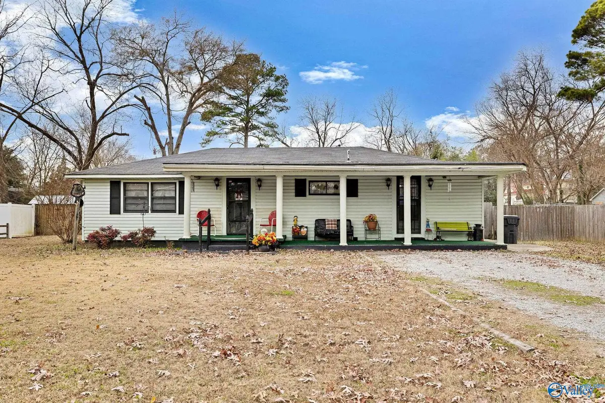 2317 SW State Avenue, Decatur, AL 35601 - Image #1