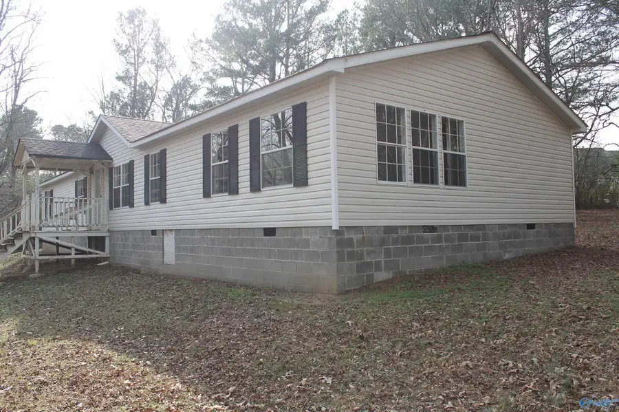 143 Carlyle Road, Rainsville, AL 35986 - Image #3