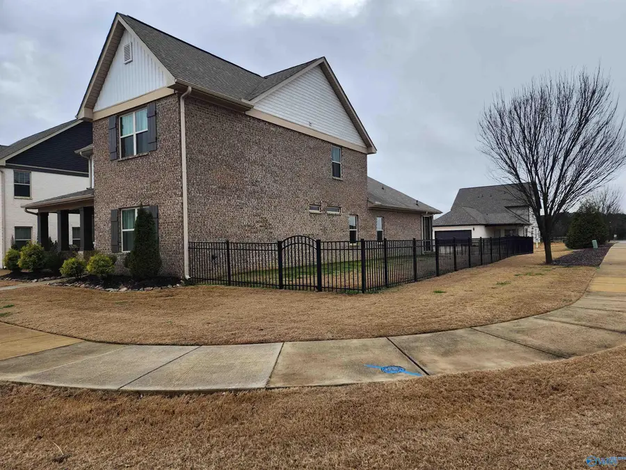 17323 Brooklawn Street, Athens, AL 35611 - Image #2