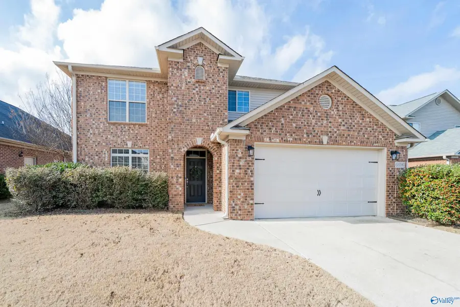 6606 Emmett Drive, Owens Cross Roads, AL 35763 - Image #2