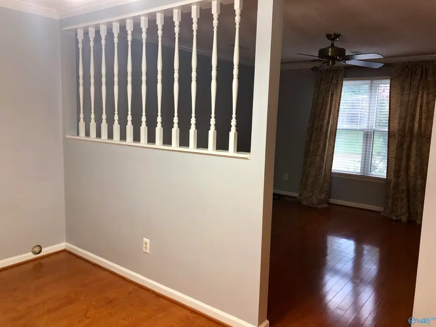 337 Chateau Drive, Huntsville, AL 35801 - Image #3