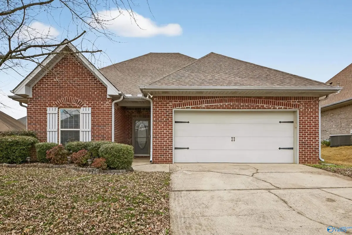 14335 Crooked Stick Place, Athens, AL 35613 - Image #1
