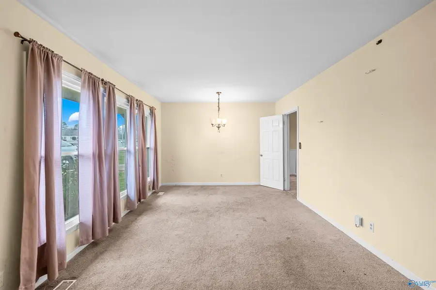 3604 N Memorial Parkway North, Huntsville, AL 35810 - Image #2