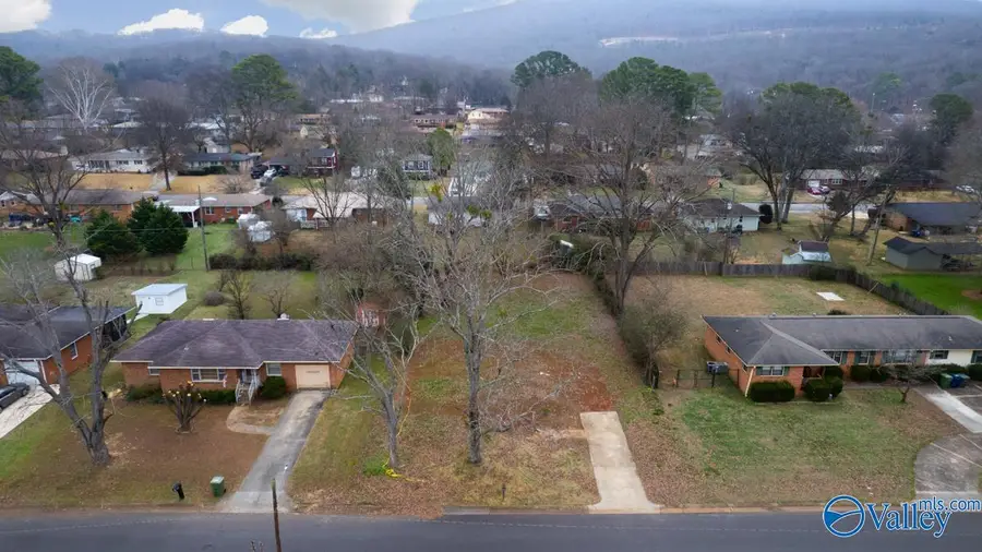 2010 NE Giles Drive, Huntsville, AL 35811 - Image #3