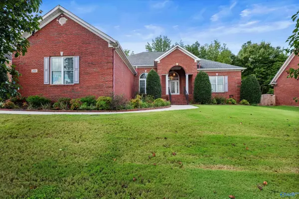 2514 SE Clifton Drive, Huntsville, AL 35803
