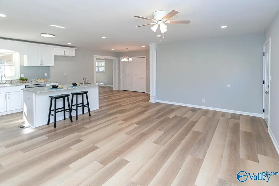 3304 Barton Avenue Nw, Huntsville, AL 35810 - Image #3