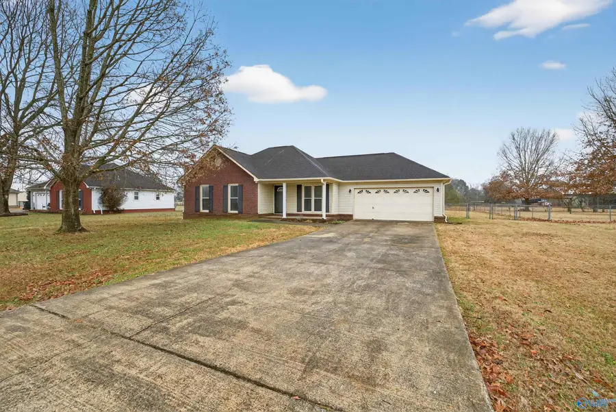 137 Clear Creek Drive, New Market, AL 35761 - Image #2