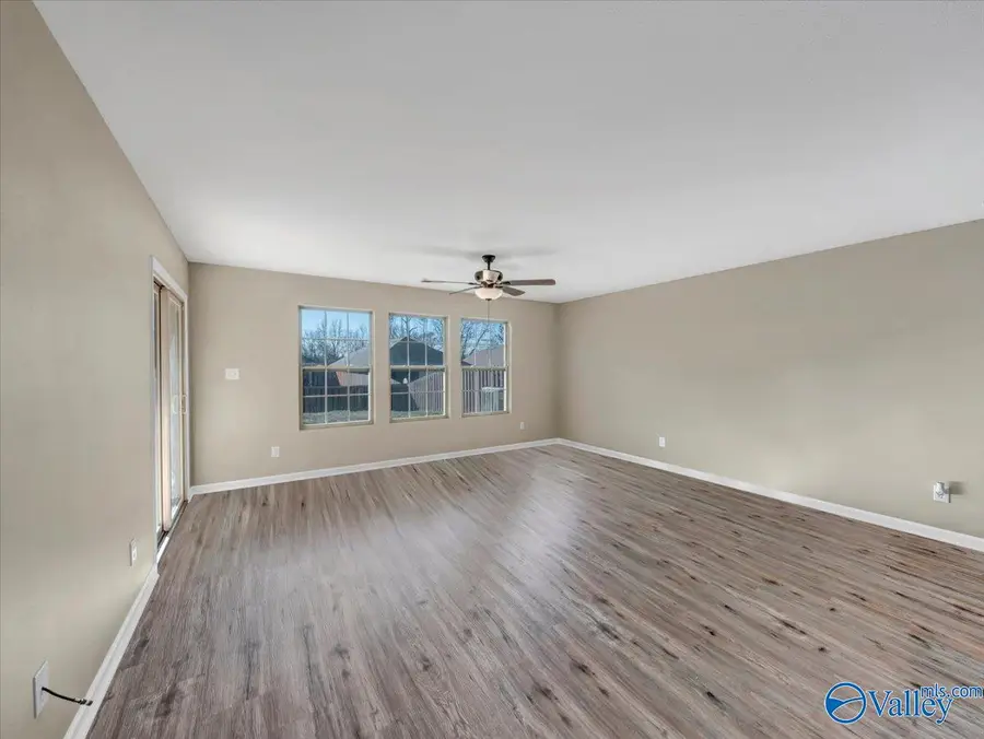 611 Cove Water Lane Nw, Madison, AL 35757 - Image #3