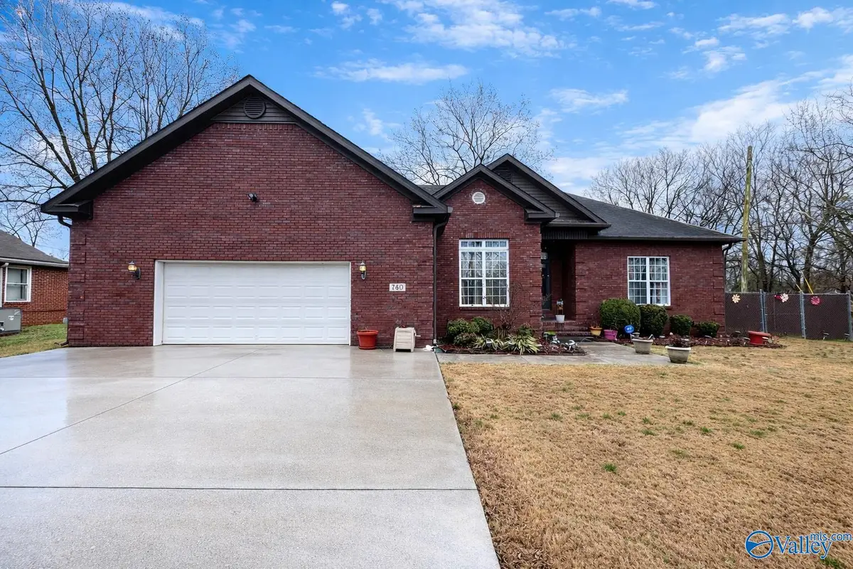 740 Sykes Street Nw, Decatur, AL 35601 - Image #1