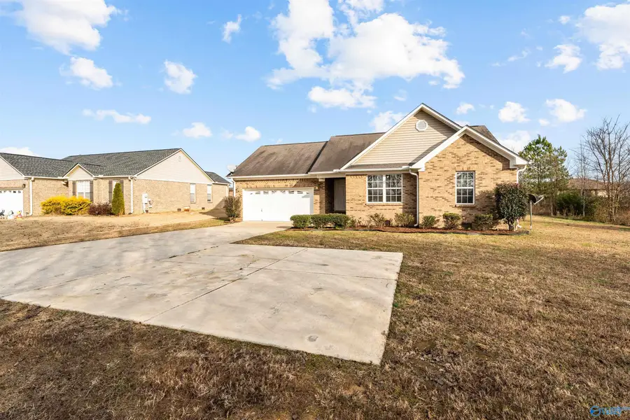 19708 East Limestone Road, Toney, AL 35773 - Image #2