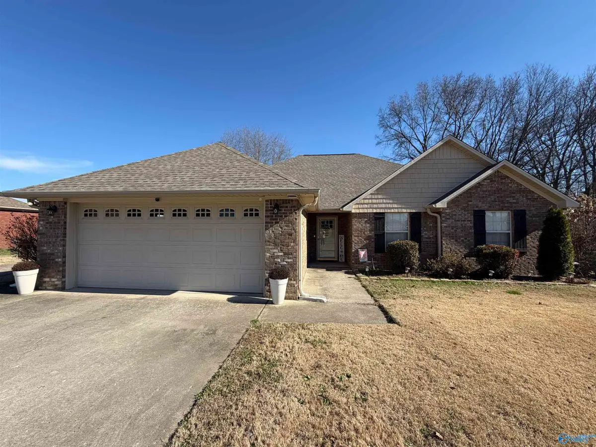 23886 May Lane, Athens, AL 35613 - Image #1