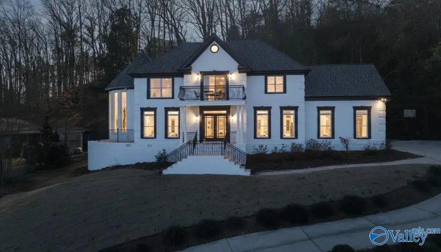 3034 Woodvue Road, Guntersville, AL 35976 - Image #2