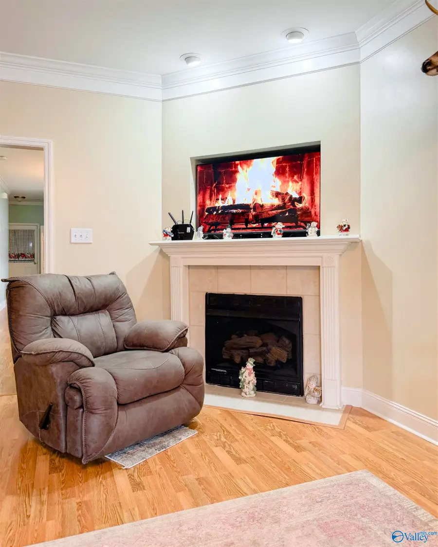 2421 Cameron Street Sw, Decatur, AL 35603 - Image #2