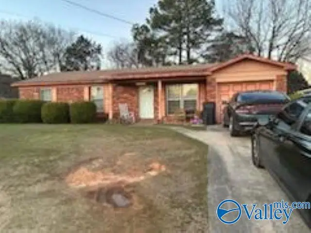 907 Bedford Drive, Decatur, AL 35601 - Image #1