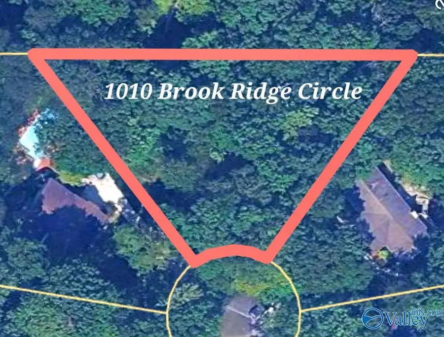 1010 Brook Ridge Circle, Huntsville, AL 35801 - Image #3
